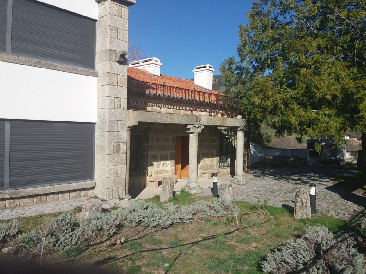 Casa Rural De Benjamin Palencia Villafranca de la Sierra Extérieur photo